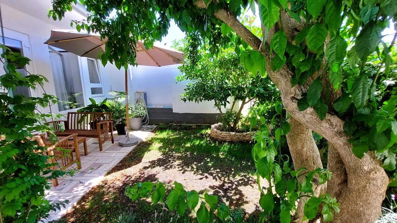 Holiday Home Zora - Family Vacation House Near Protected Area Of The Nature Park Kamenjak, With Green Yard, Wifi, Air-Con Premantura