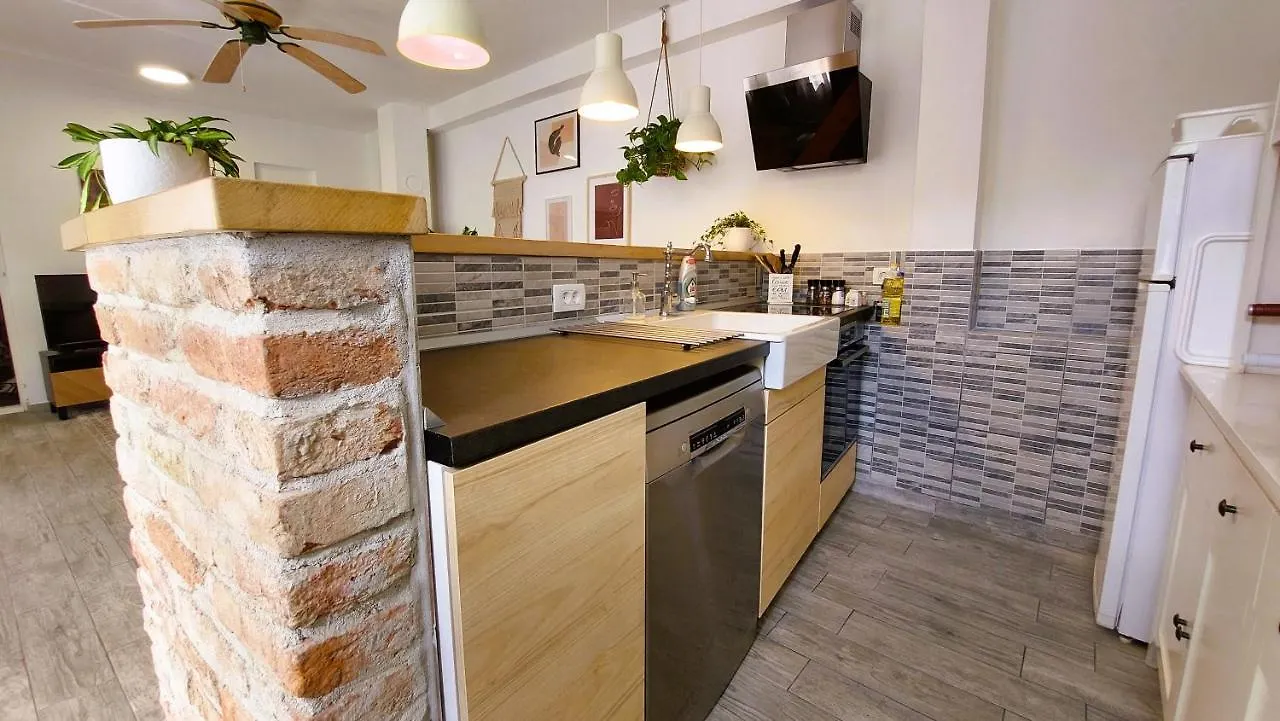 Holiday Home Zora: Family Retreat Near Kamenjak Nature Park Premantura Croatia