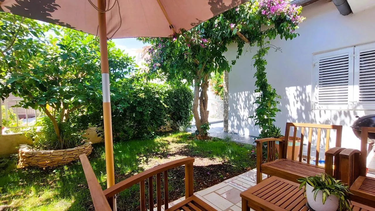 Holiday Home Zora: Family Retreat Near Kamenjak Nature Park Premantura