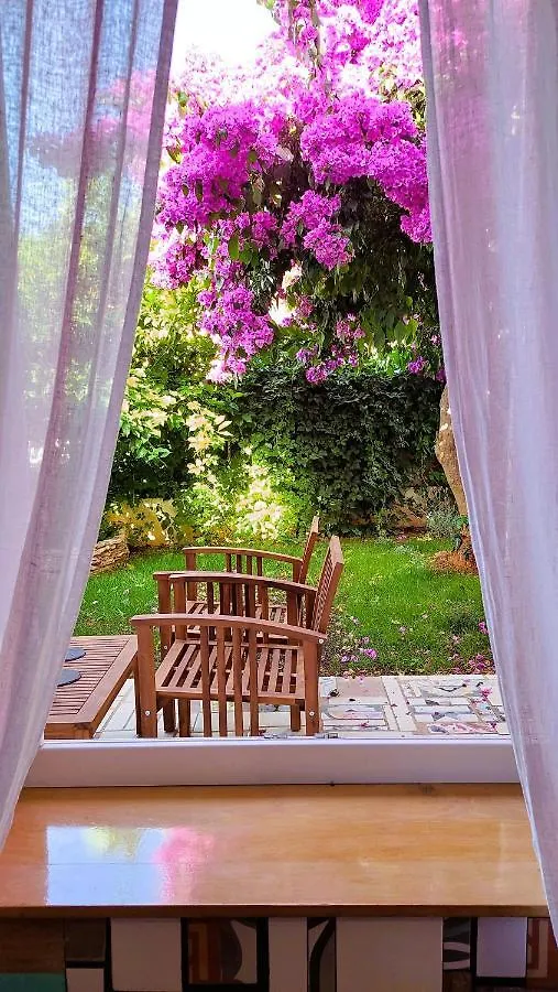 Holiday Home Zora: Family Retreat Near Kamenjak Nature Park Premantura