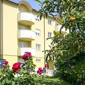 Apartments Verde Premantura